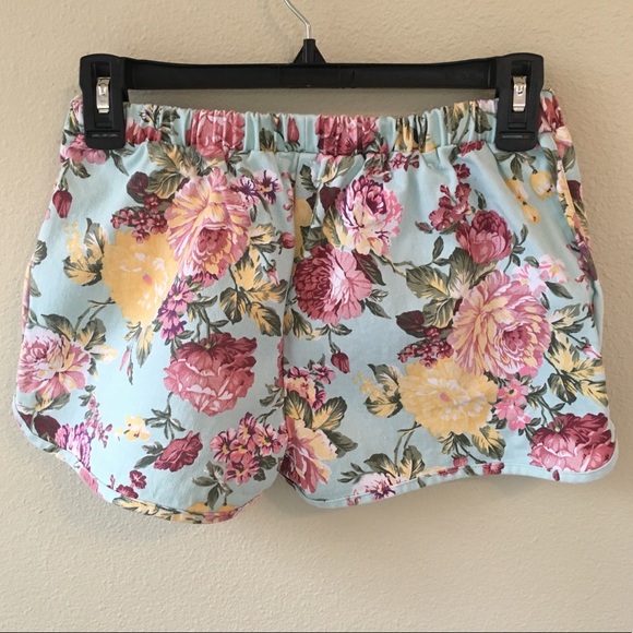 Honey Punch Floral Denim Shorts - Picture 2 of 6